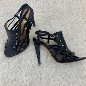 L.A.M.B black leather pumps  heels  SZ 7